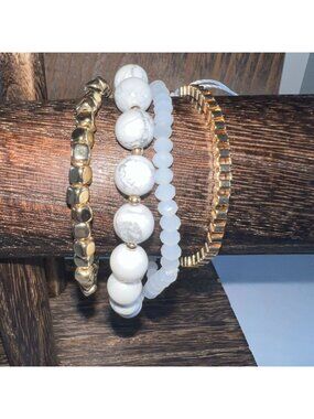 Set Of 4 Elegant White & Gold Beaded Bracelets By Kevia